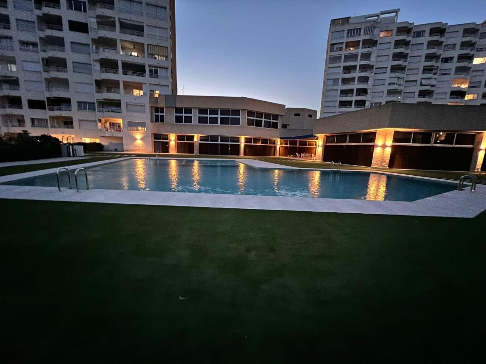 Appartement Luxe Beach Two By Gloove à La Vila Joiosa Extérieur photo